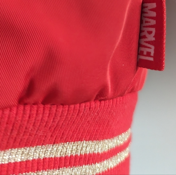 EUC Disney Captain Marvel Bomber Jacket Size   5/6 Kids - Picture 4 of 9